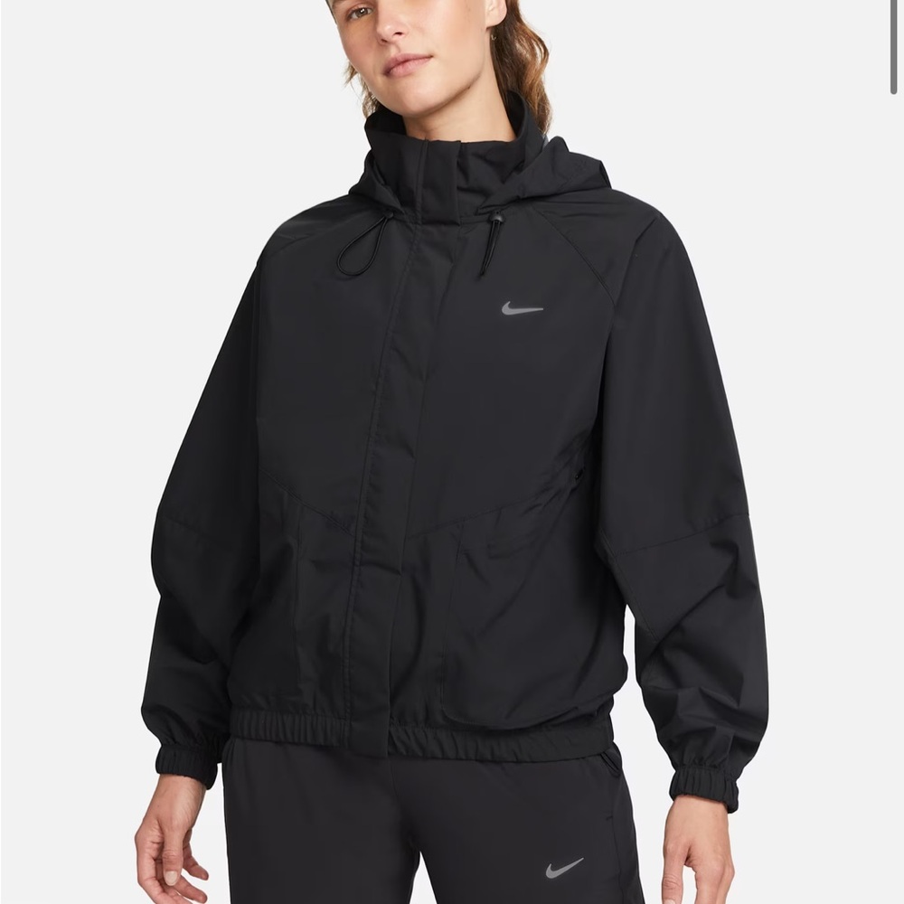 Nike Storm Fit Hooded Jacket - Picture 4 of 5
